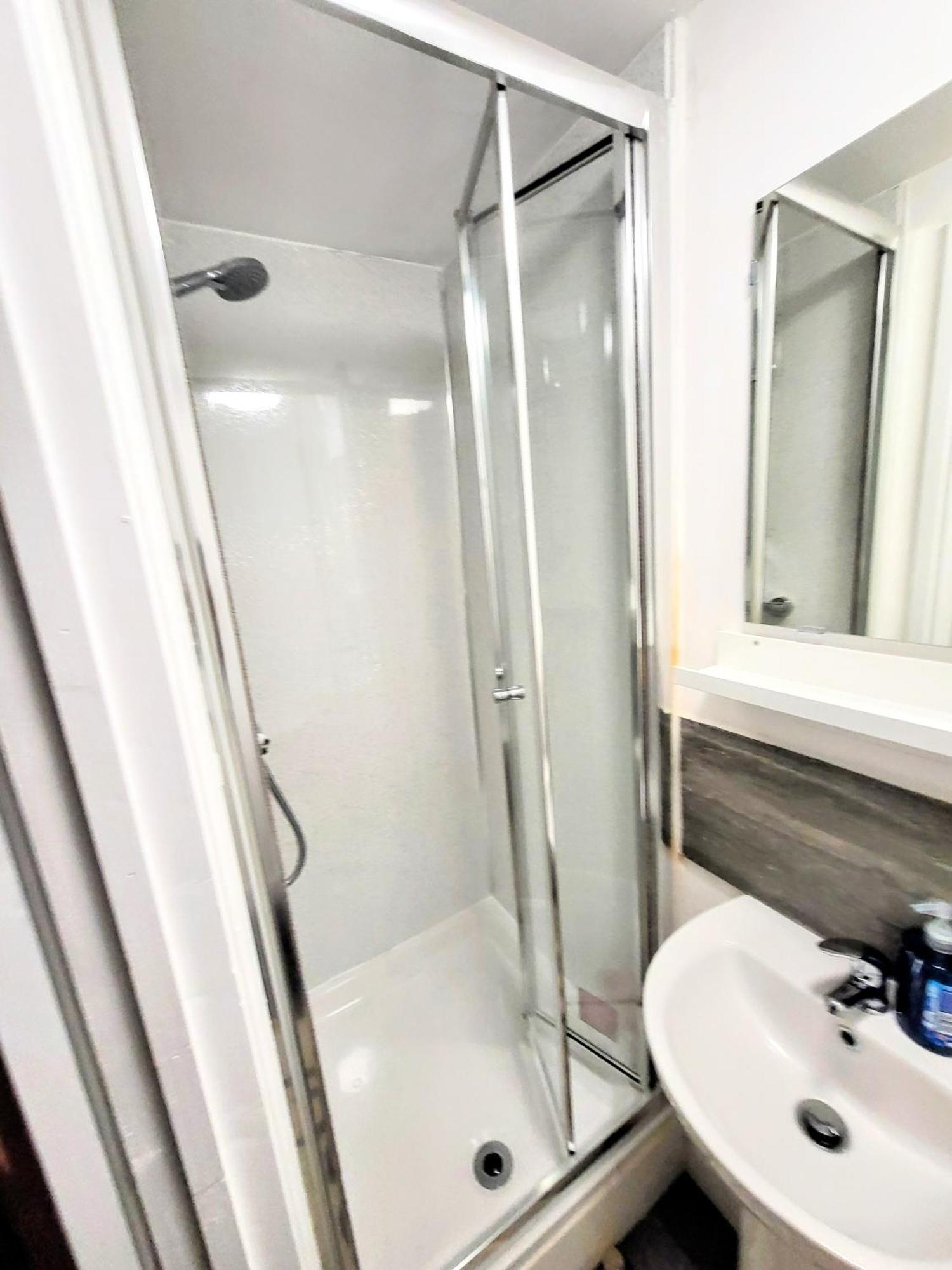 Premier Nottingham Studios - Burford Road Extérieur photo